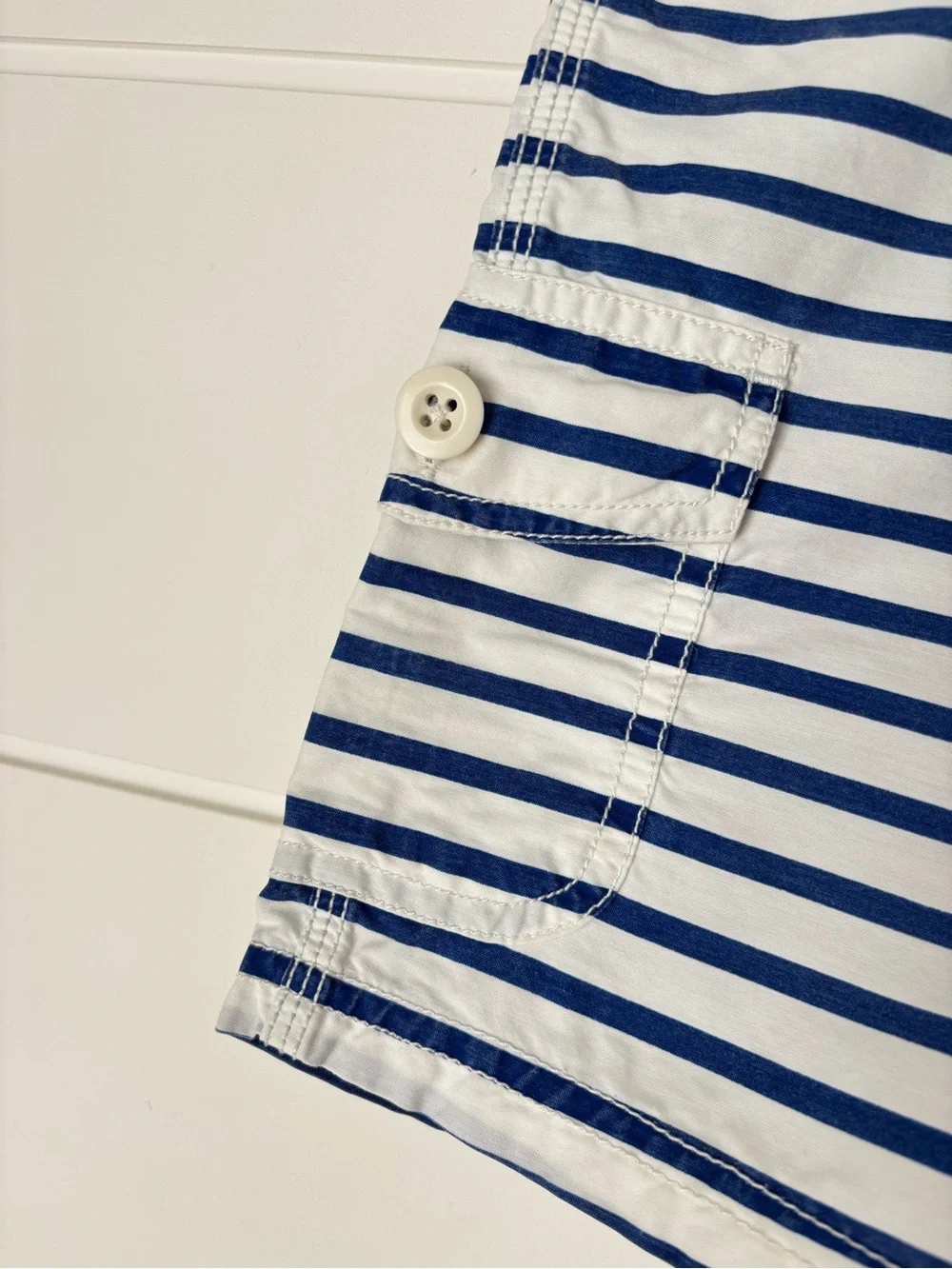 J. Crew Women’s Navy & White Striped Nautical Beach Board Shorts Size 10